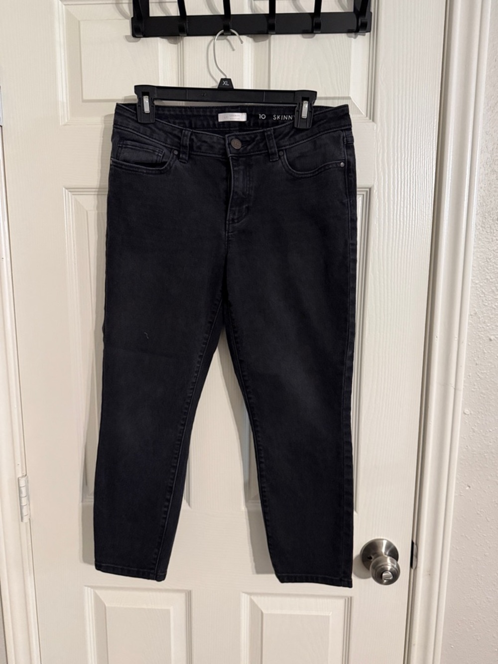 LC Lauren Conrad Black Skinny Jeans